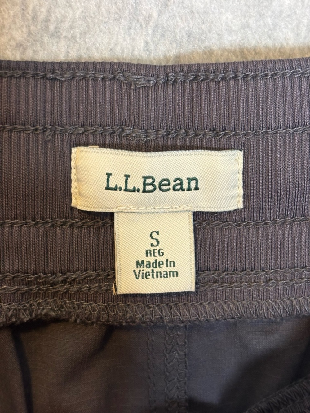 L.L. Bean Women's Vista Camp Straight-Leg Cargo Pants-Granite Gray-Women Small - Picture 5 of 8